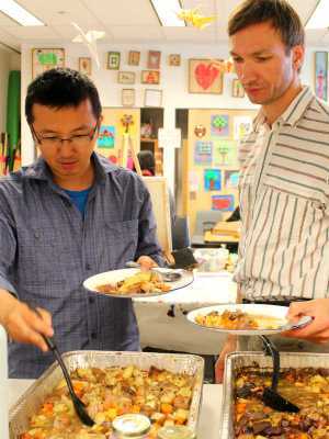 Second Harvest volunteers