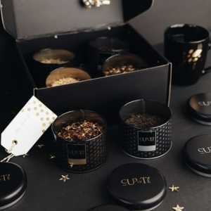Delicious Christmas gift ideas | Cup of Té Luxe Organic Tea Set