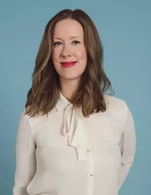Dinner party and restaurant etiquette examples | Etiquette expert Karen Cleveland Dinner party and restaurant etiquette examples | Etiquette expert Karen Cleveland