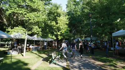The freshest farmers&rsquo; markets in Toronto | The Trinity Bellwoods Farmers' Market
