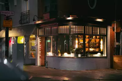 Doc’s Green Door Lounge | The exterior view of Doc’s Green Door Lounge in the Junction