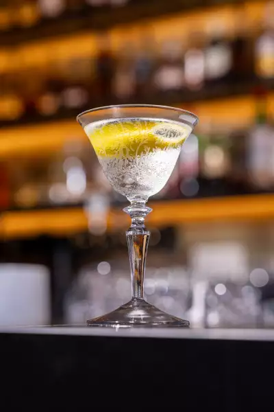 The Berczy Tavern | A martini at The Berczy Tavern