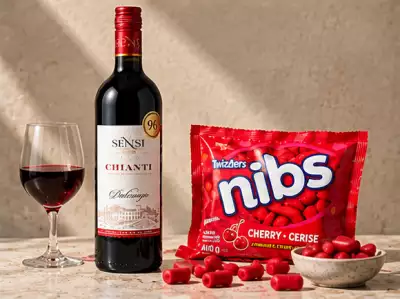Wine and snack pairings | Sensi Dalcampo Chianti + Cherry Nibs