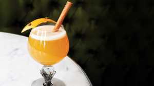 Christmas cocktails and winter drinks to make this season | A Posh Toddy at Maison Selby Christmas cocktails and winter drinks to make this season | A Posh Toddy at Maison Selby