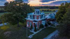 Women in the spirits industry | Kinsip House Of Fine Spirits in Prince Edward County Women in the spirits industry | Kinsip House Of Fine Spirits in Prince Edward County