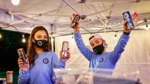 Brand ambassadors hand out drinks at Fizz Fest Brand ambassadors hand out drinks at Fizz Fest