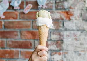 Gelato vs ice cream | Gelato in a cone Gelato vs ice cream | Gelato in a cone