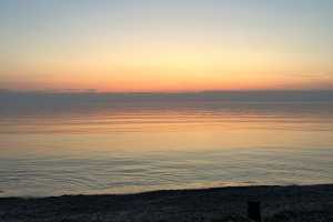 The Beach Motel, Southampton, Ontario | A sunset over Lake Huron from Southampton Beach
