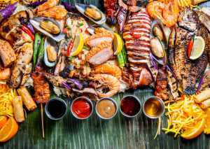 Filipino restaurants Toronto | A kamayan feast at Tinuno Filipino restaurants Toronto | A kamayan feast at Tinuno