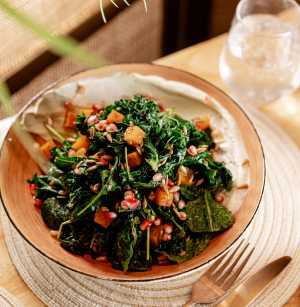 Soluna Toronto | Grilled kale salad at Soluna Soluna Toronto | Grilled kale salad at Soluna