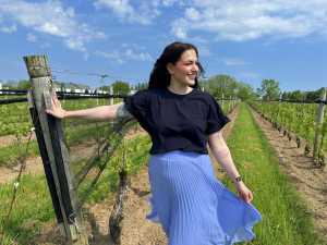13th Street Winery, Niagara | Writer Renée Sferrazza in the vineyard 13th Street Winery, Niagara | Writer Renée Sferrazza in the vineyard