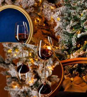 Glasses of wine at CLOCKWORK Holiday Edition inside the Fairmont Royal York Glasses of wine at CLOCKWORK Holiday Edition inside the Fairmont Royal York