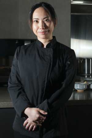 Michelin chefs | Aiko Uchigoshi, pastry chef at Michelin-starred Aburi Hana Michelin chefs | Aiko Uchigoshi, pastry chef at Michelin-starred Aburi Hana
