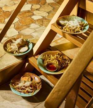 Bar Reyna, Toronto | Reyna Frites Bar Reyna, Toronto | Reyna Frites