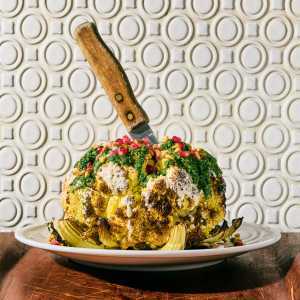 Toronto foodie bucket list | Fat Pasha's Famous Whole Roasted Cauliflower