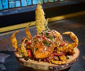 Singapore Chili Crab at DaiLo