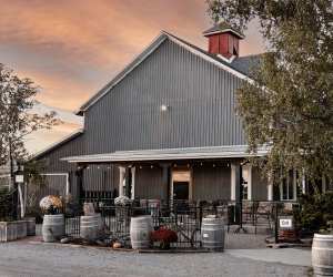 Niagara Wineries | Honsberger Estate's outdoor patio at sunset
