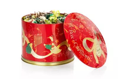 Eataly holiday gift guide | Venchi Carillon Hamper Chocolate Tin
