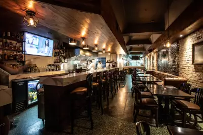 Happy hours in Toronto | Inside Folly Brewpub