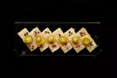 Summerlicious Toronto | A platter of yellowtail oshi at Minami Toronto