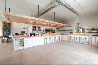 Ontario distilleries and alcohol stores | Inside the taproom at Dillon's Small Batch Distillers