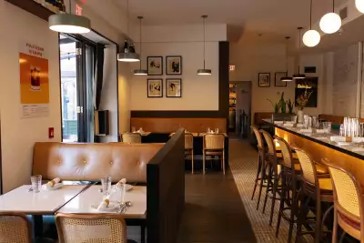 New restaurants Toronto | Inside Vinoteca Pompette