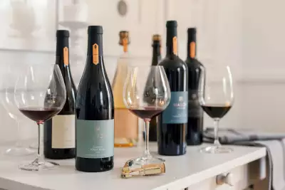 Foodism ICON Awards | Wine ICON: Kelly Mason | Bottles of Mason Vineyards wine