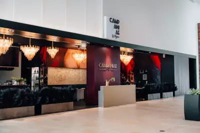 Best new restaurants Toronto | Outside Campaniae by Delys&eacute;es in Yorkdale