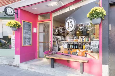 Farm-to-table dining in Qu&eacute;bec: A view of the front of Domaine des 15 Lots in Montr&eacute;al