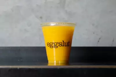 Fresh orange juice at Eggslut