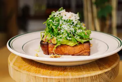 Avocado toast at Gateau Ghost