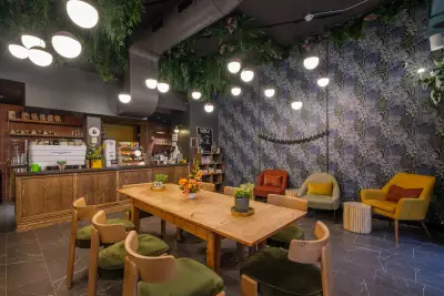 Best caf&eacute;s and coffee shops in Toronto | Understory Caf&eacute; on Church Street