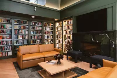 Best caf&eacute;s and coffee shops in Toronto | Book Bar