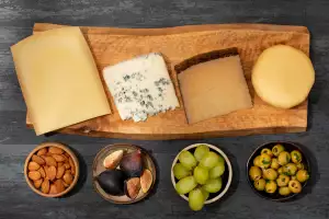Cheeseworld online cheesery | A spread of cheese and fruit Cheeseworld online cheesery | A spread of cheese and fruit
