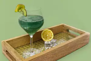 The refresher mocktail recipe with Rise kombucha
