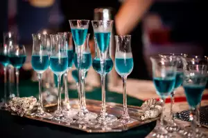 Supper clubs in Toronto | Blue cocktails at Jeudr3di Supper clubs in Toronto | Blue cocktails at Jeudr3di