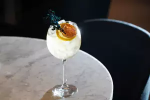 Champagne cocktails and sparkling wine cocktails | Robin Goodfellow's The Crispy Clean cocktail recipe
