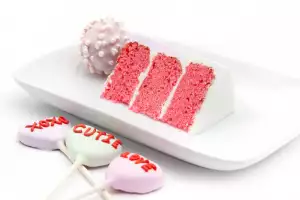 Best vegan cafés and bakeries in Toronto | A Cupid Cake slice from Bunner's