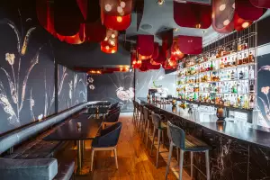 Best downtown Toronto restaurants | The bar room at Alo Toronto