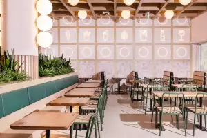 Shake Shack Toronto | Seating inside Shake Shack Toronto