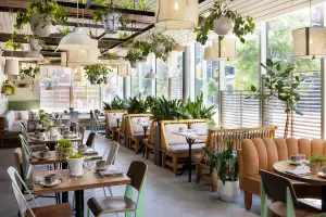 Best brunch Toronto | Inside 1 Kitchen restaurant at 1 Hotel Toronto