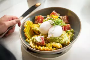 Brunch in Toronto | Tuna poutine brunch at OEB in Toronto