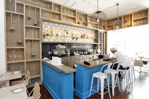 Italian restaurants Toronto | The bar inside Ardo Italian restaurant in Toronto