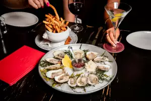 New restaurants Toronto | A tray of oysters at Biff's Bistro
