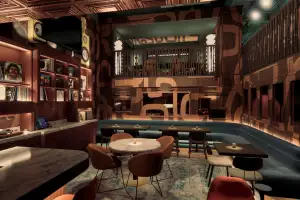 Best new Toronto restaurants | Inside Vinny Restaurant + Vinyl Bar