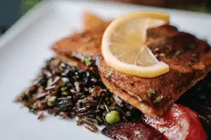 "Fiss n' Rice" at Salmon n' Bannock in Vancouver