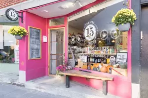 Farm-to-table dining in Qu&eacute;bec: A view of the front of Domaine des 15 Lots in Montr&eacute;al