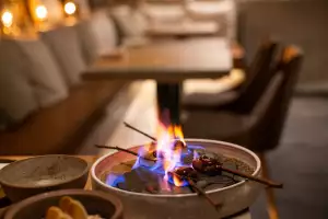 Farm-to-table dining in Qu&eacute;bec: A dessert on fire at Tani&egrave;re&sup3;, Qu&eacute;bec&rsquo;s only two-star Michelin spot