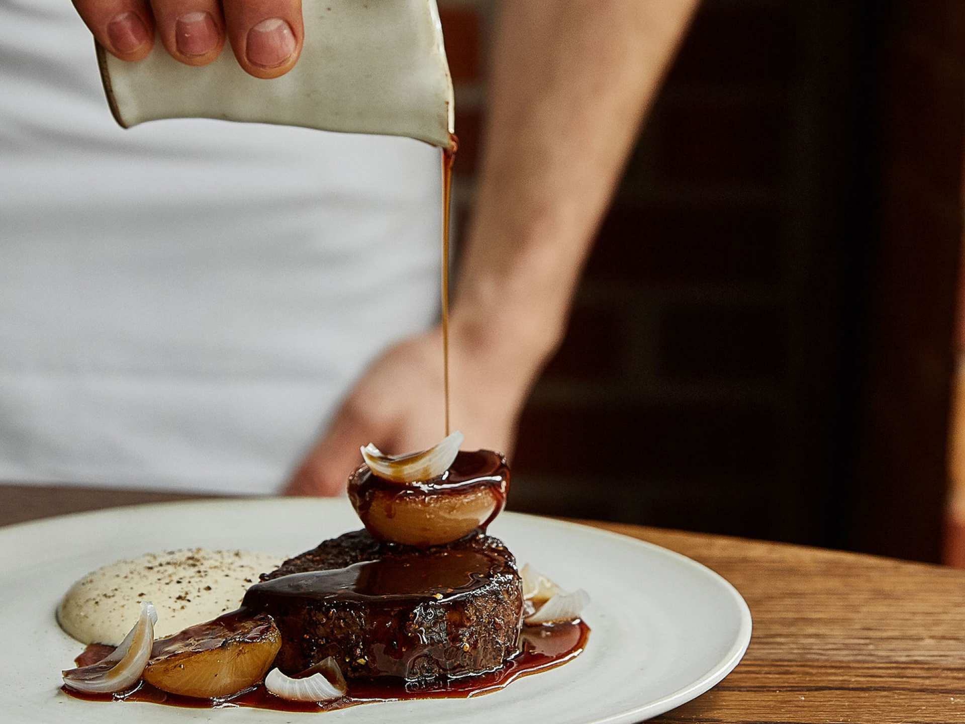 Toronto's most romantic restaurants | Steak and jus at Lapinou on King West