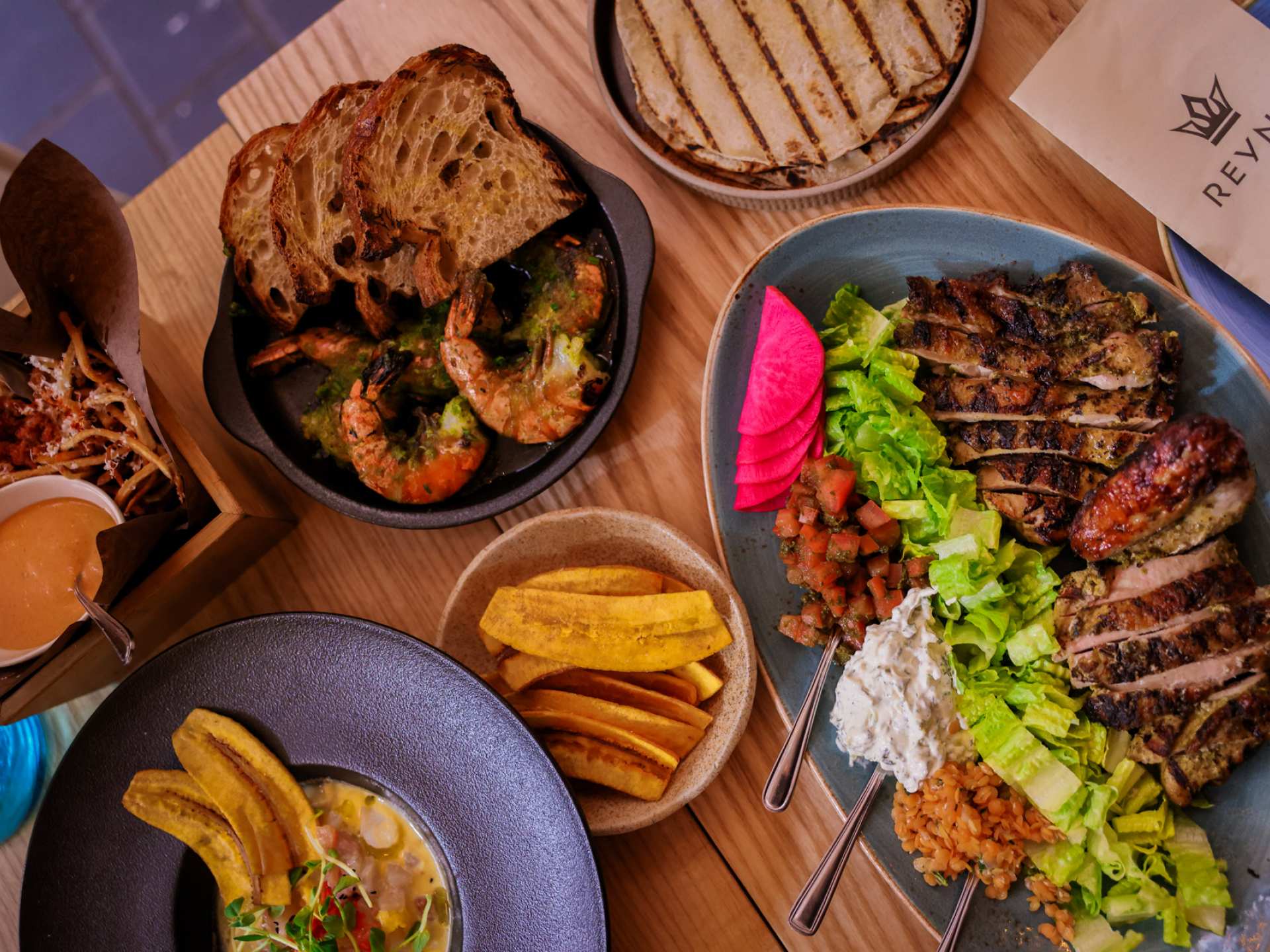 Best restaurants in Yorkville | Steak spread at Bar Reyna
